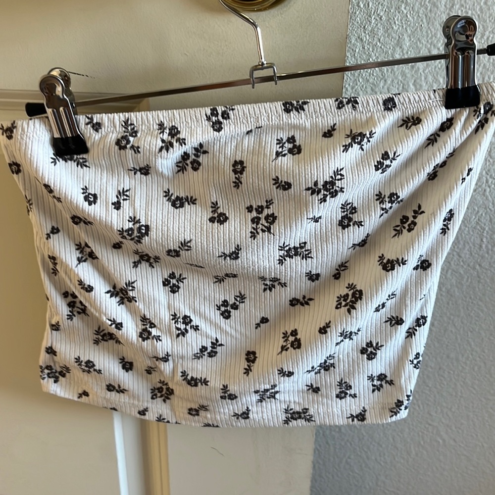 Cute tube top!